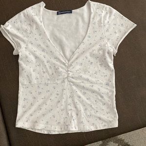 Brandy Melville flower top